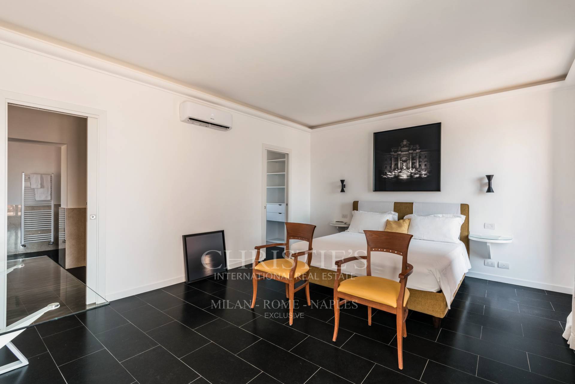 picture of Charming Penthouse With Panoramic Terrace In Via Dei Condotti