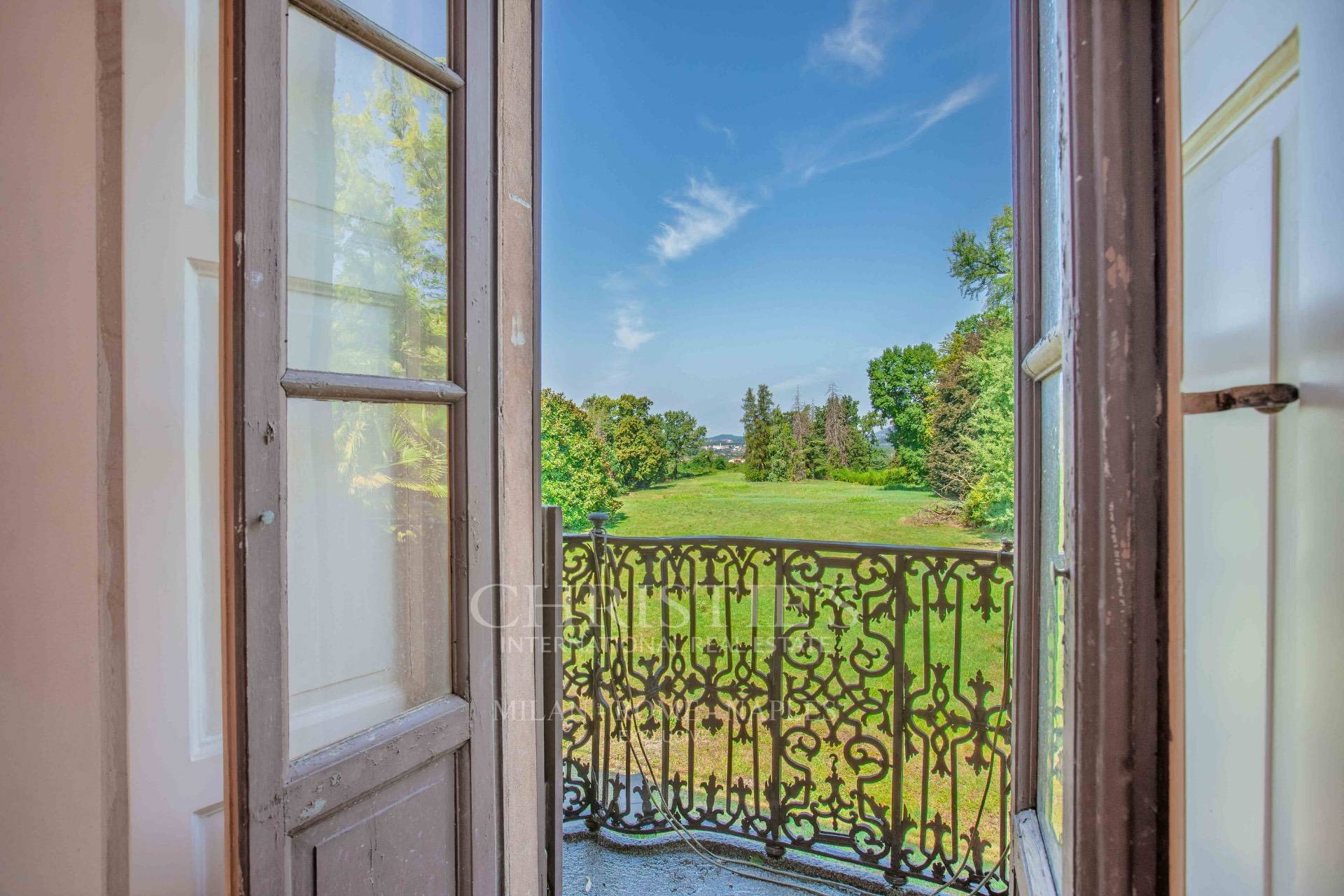 picture of Historic 18th-century Noble Estate With Six-hectare Private Park