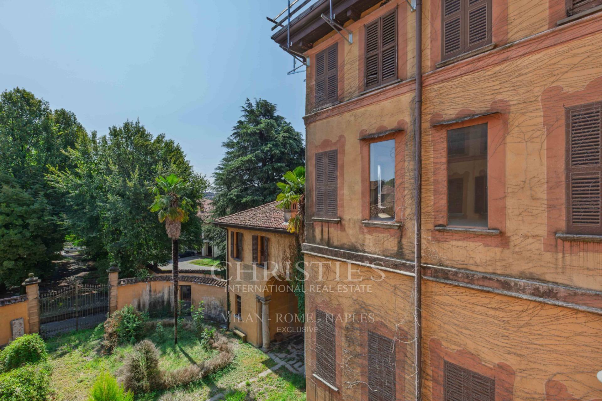 picture of Historic 18th-century Noble Estate With Six-hectare Private Park