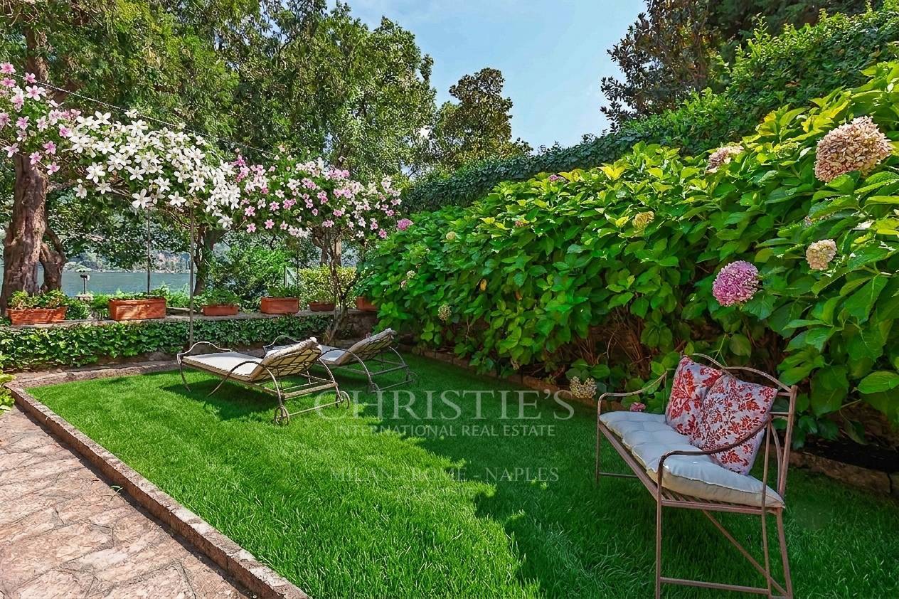 picture of A Timeless Lake Como Residence