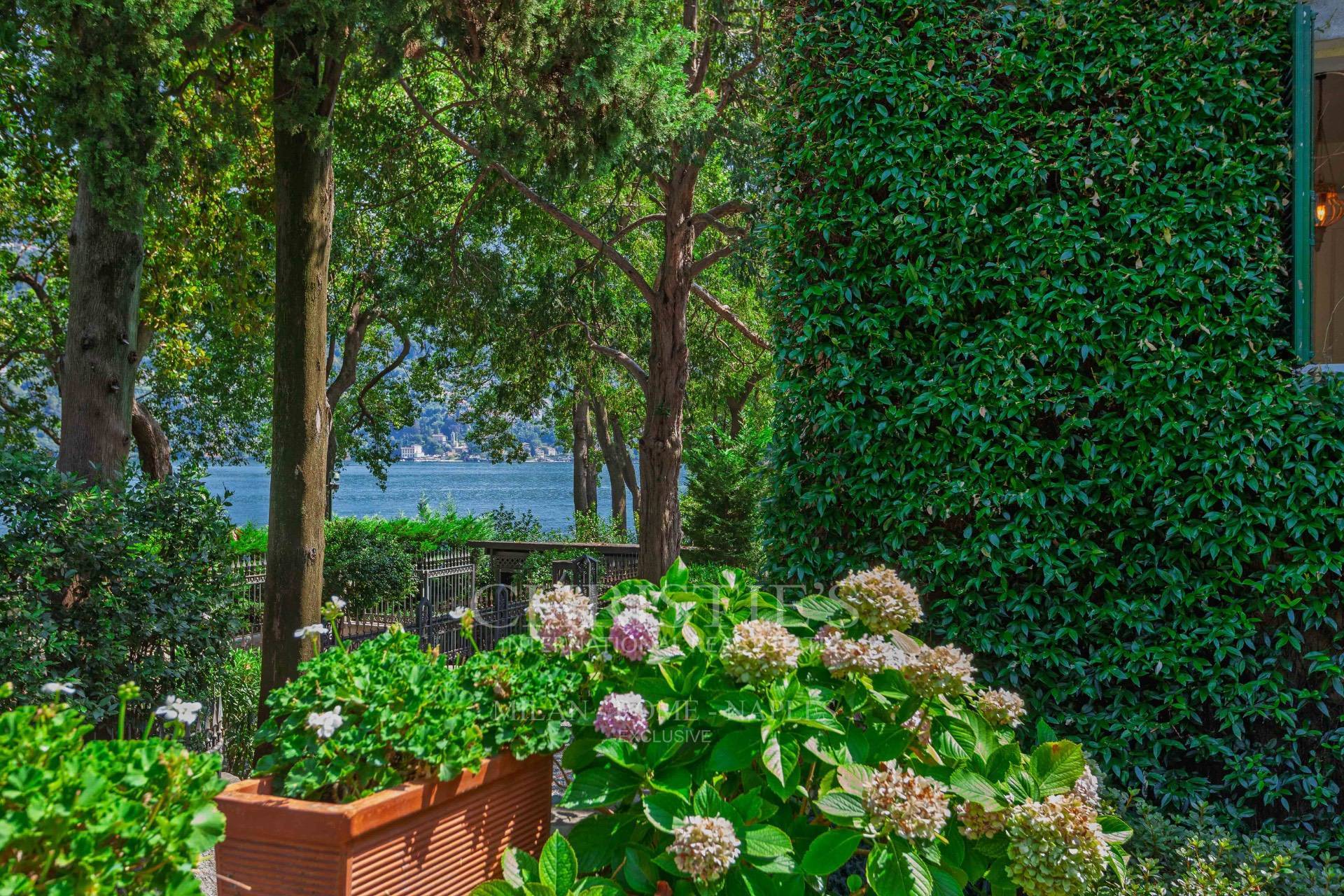 picture of A Timeless Lake Como Residence