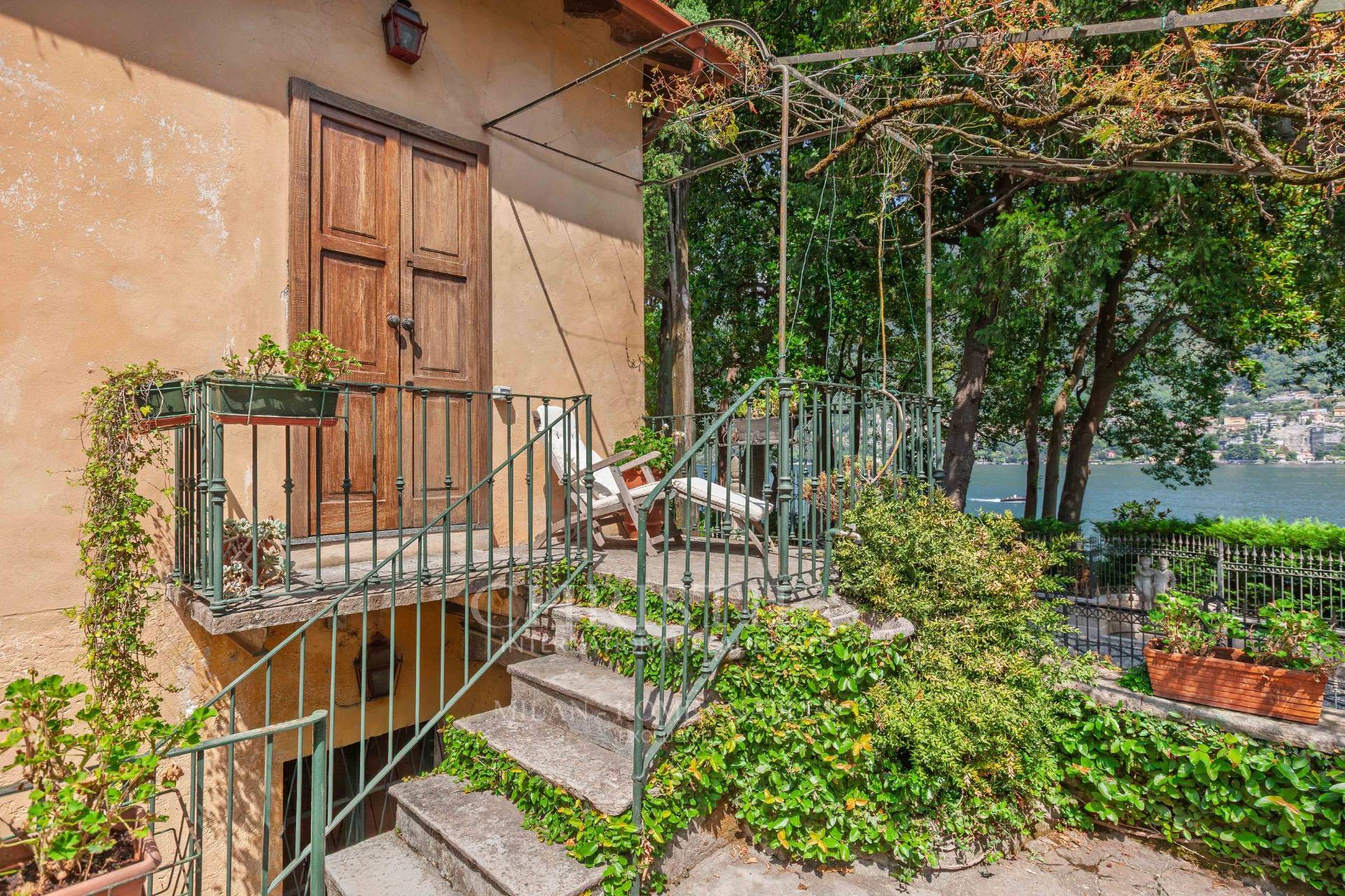 picture of A Timeless Lake Como Residence