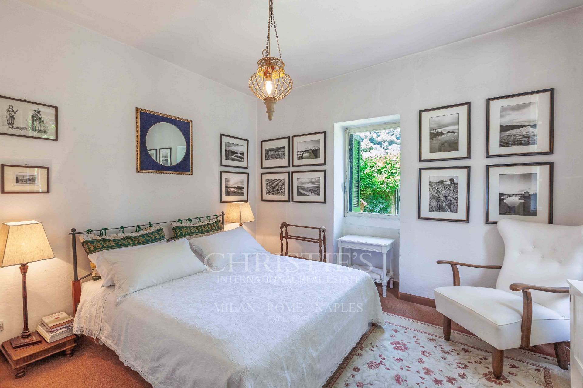 picture of A Timeless Lake Como Residence