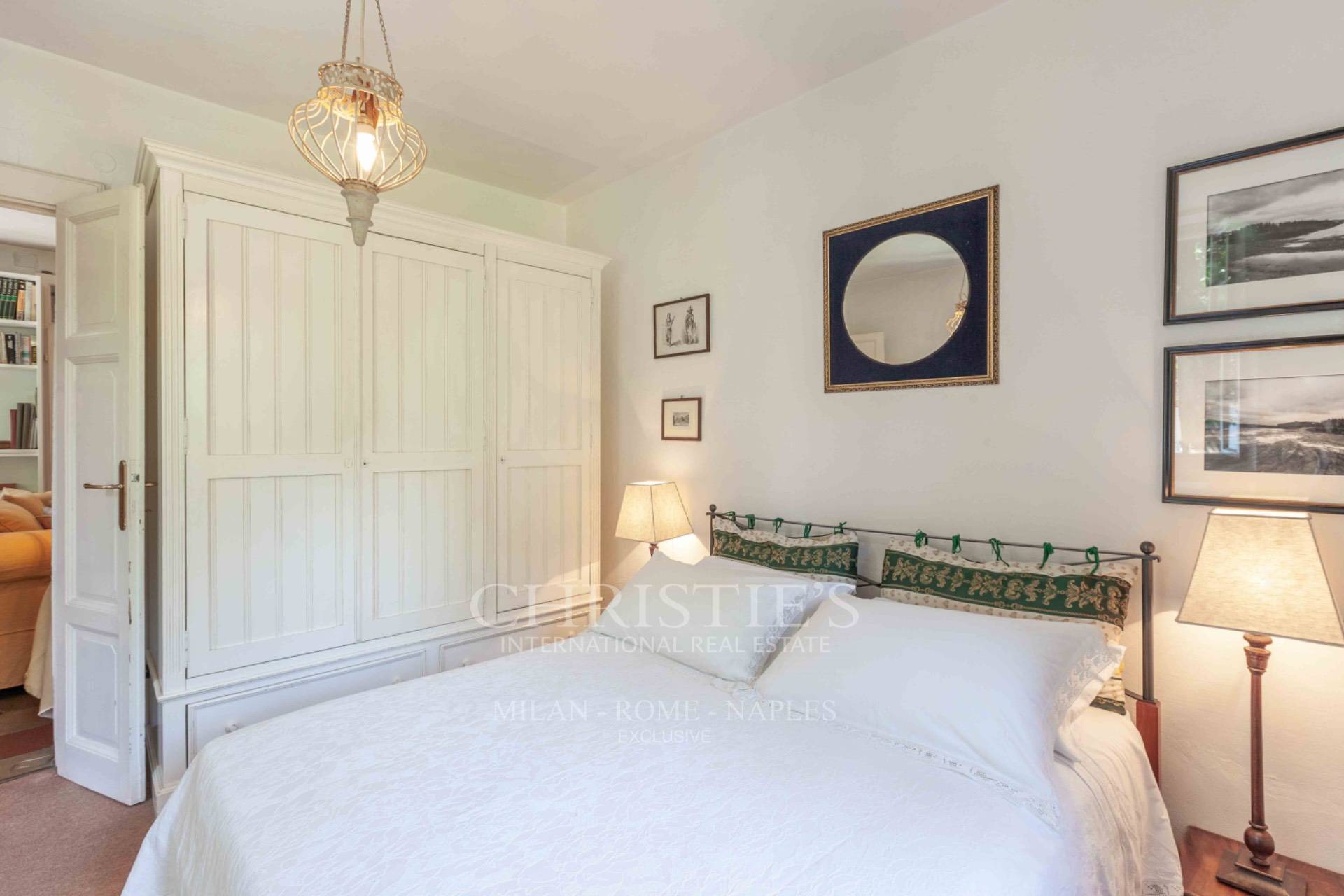 picture of A Timeless Lake Como Residence