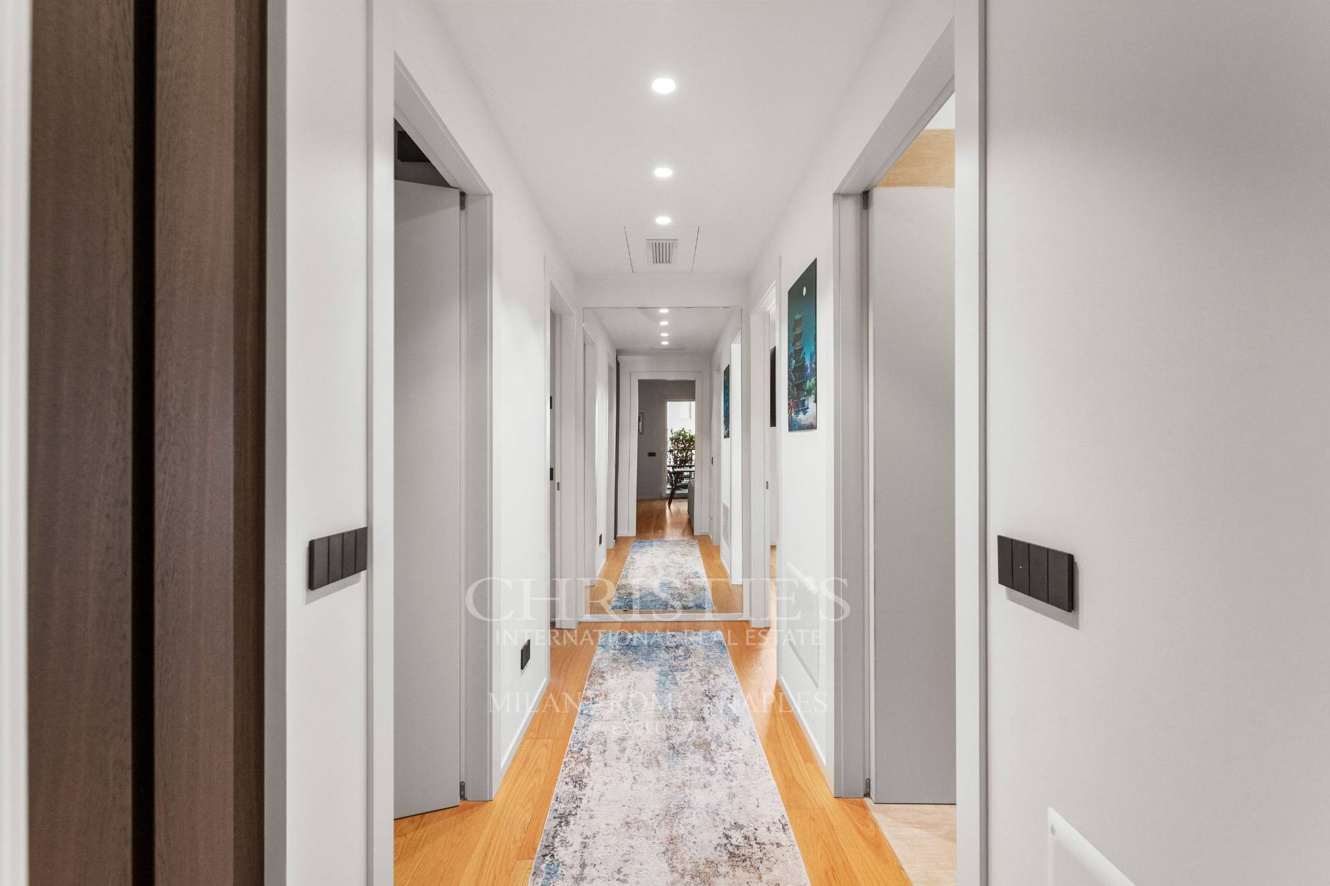 picture of Elegant Apartment In A Newly Built Residential Building