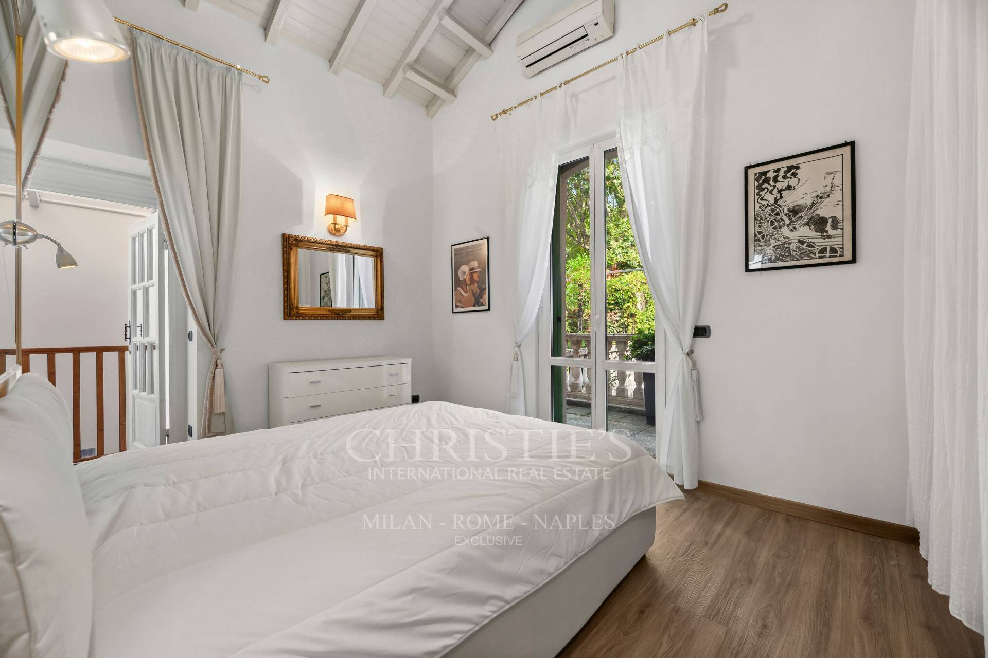 picture of A Historic Stable Reimagined As A Distinctive Residence