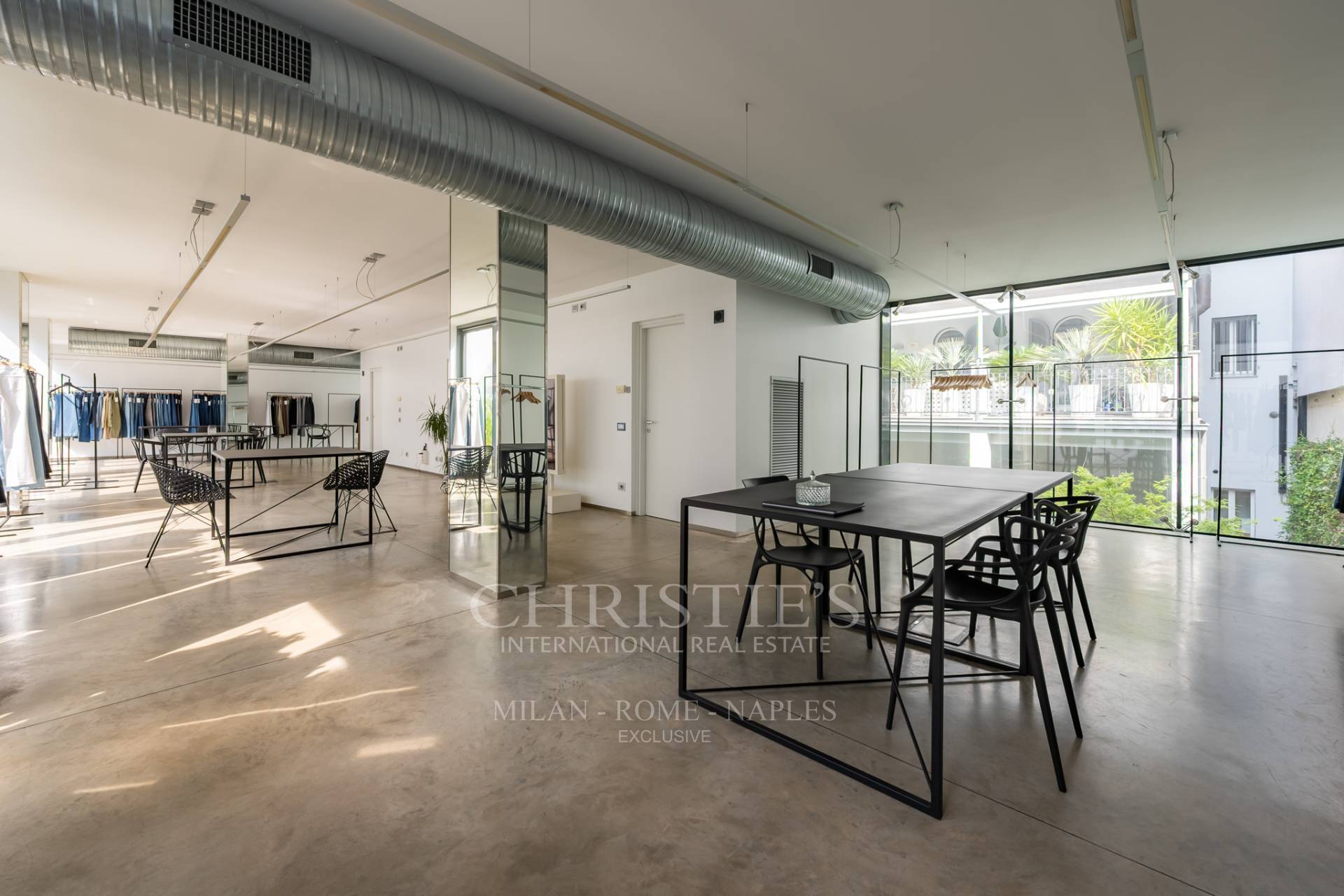 picture of Townhouse Within A Courtyard In The Indipendenza/cinque Giornate Area


