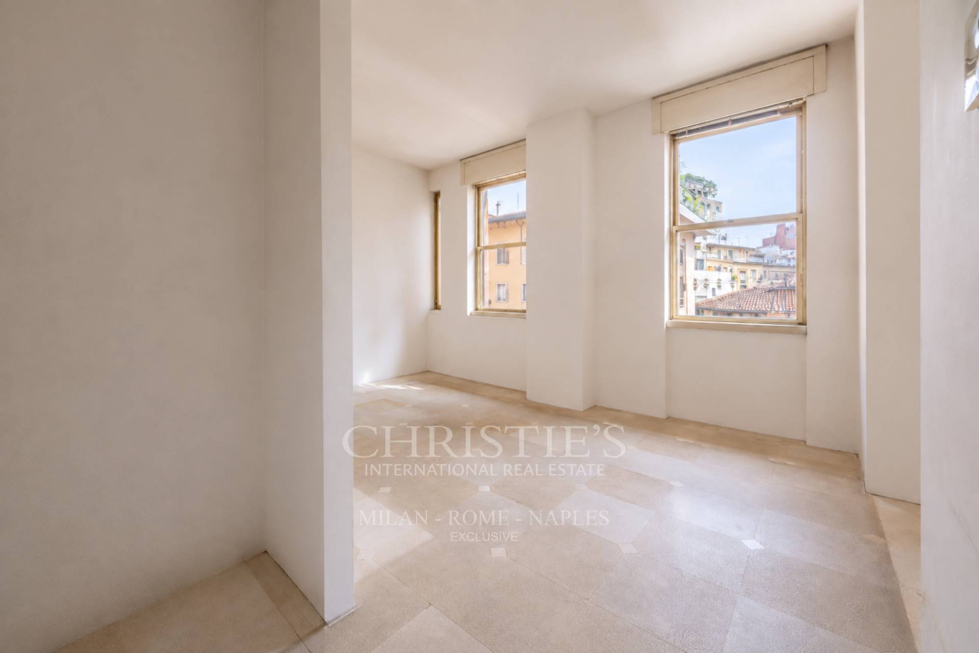 picture of Exclusive Penthouse With Terrace In The Quadrilatero District