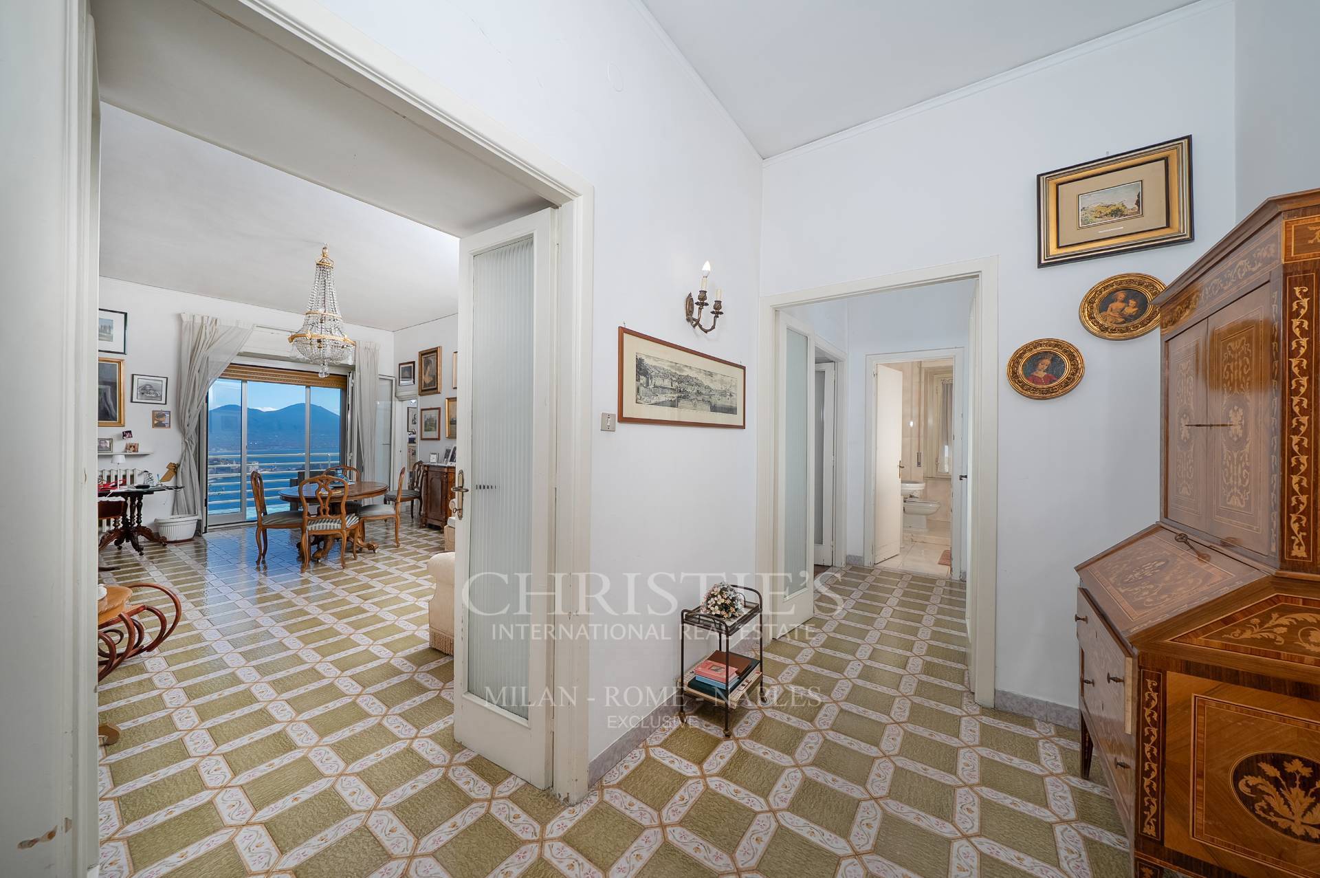picture of Prestigious Apartment With Panoramic View