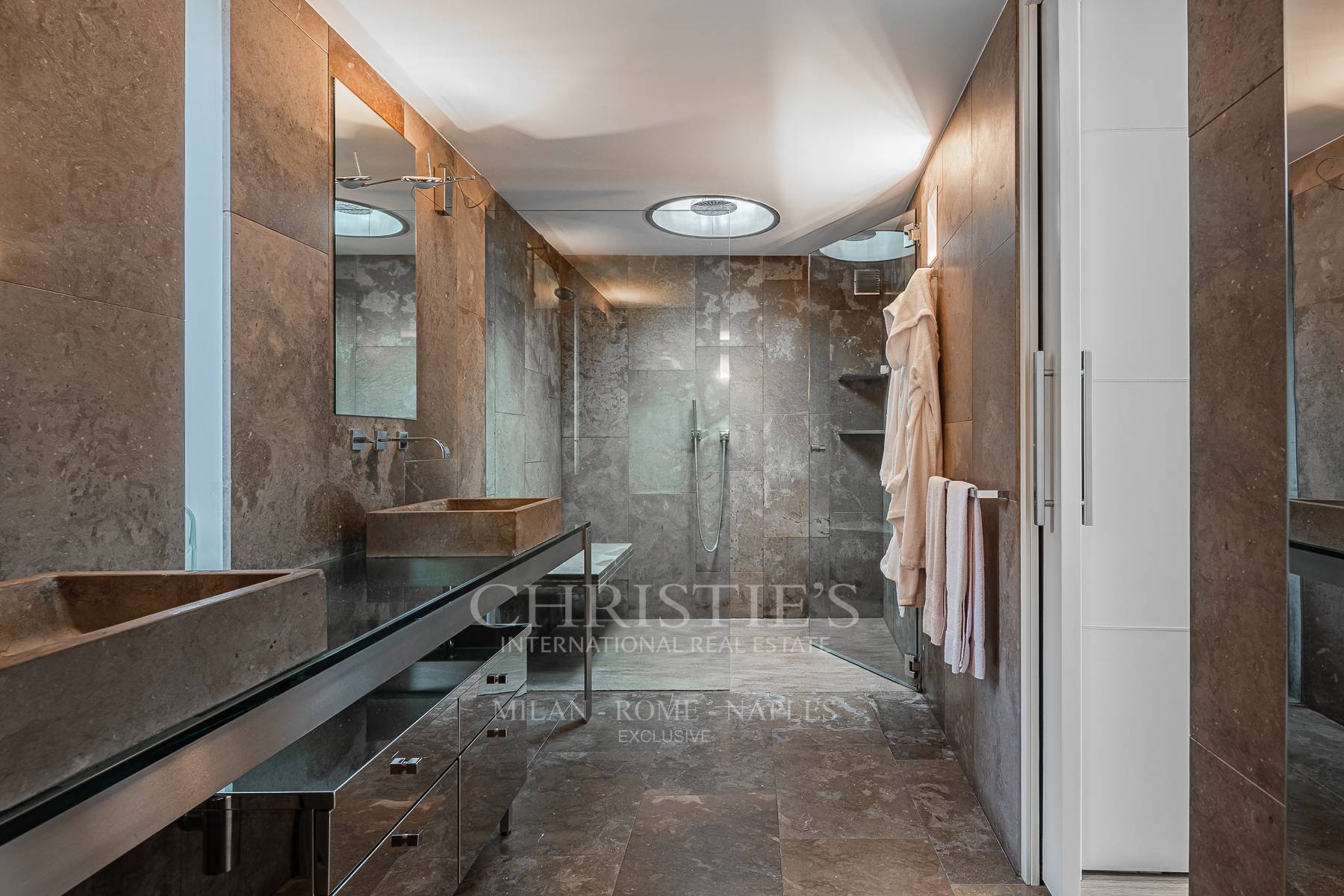 picture of Exclusive And Spacious Residence With Private Pool