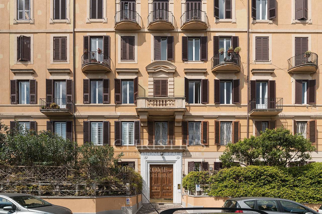 picture of Elegant Apartment On Via Adda Overlooking Villa Albani