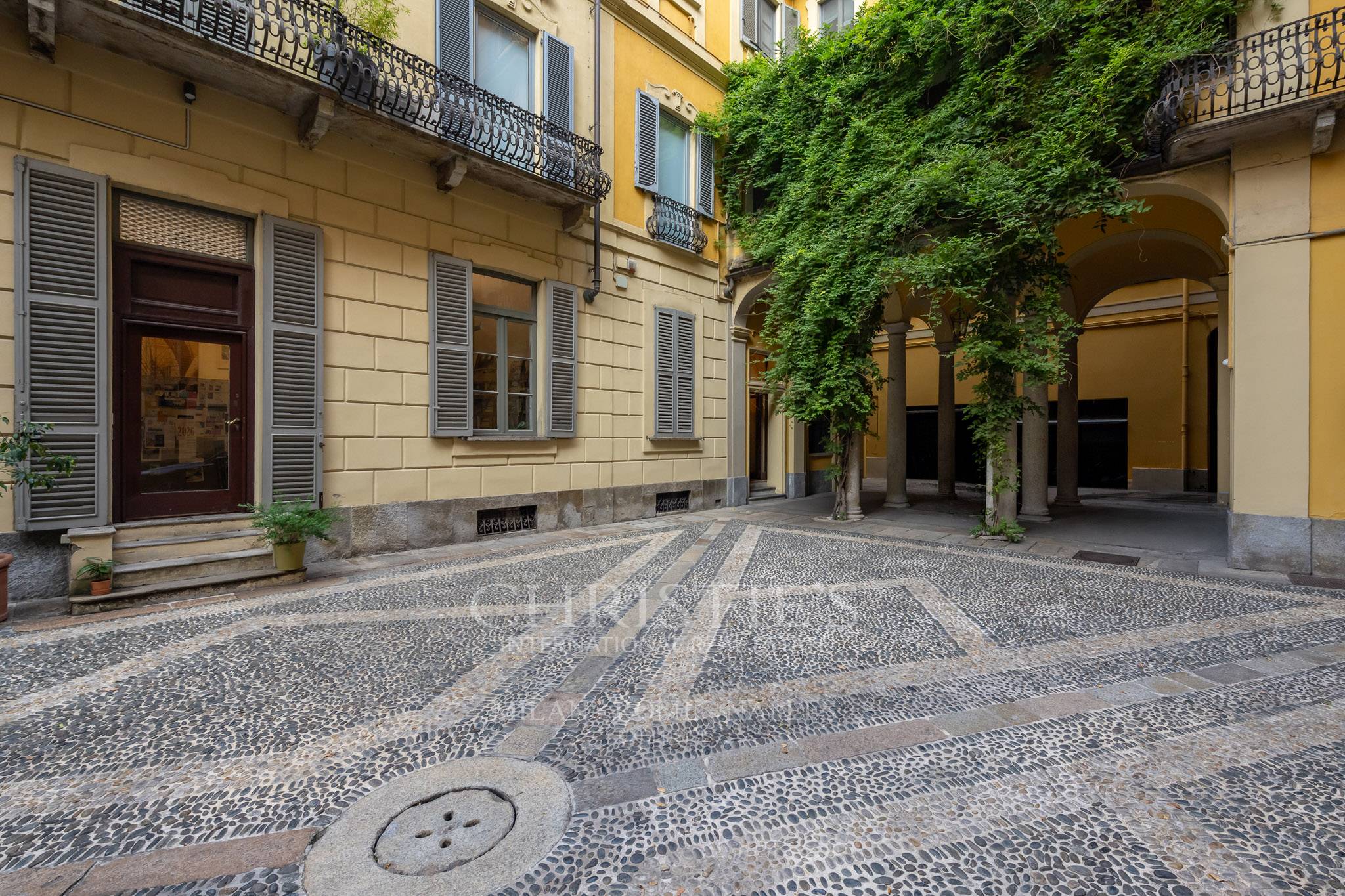 picture of Elegant Furnished Apartment With Terrace And Parking Space