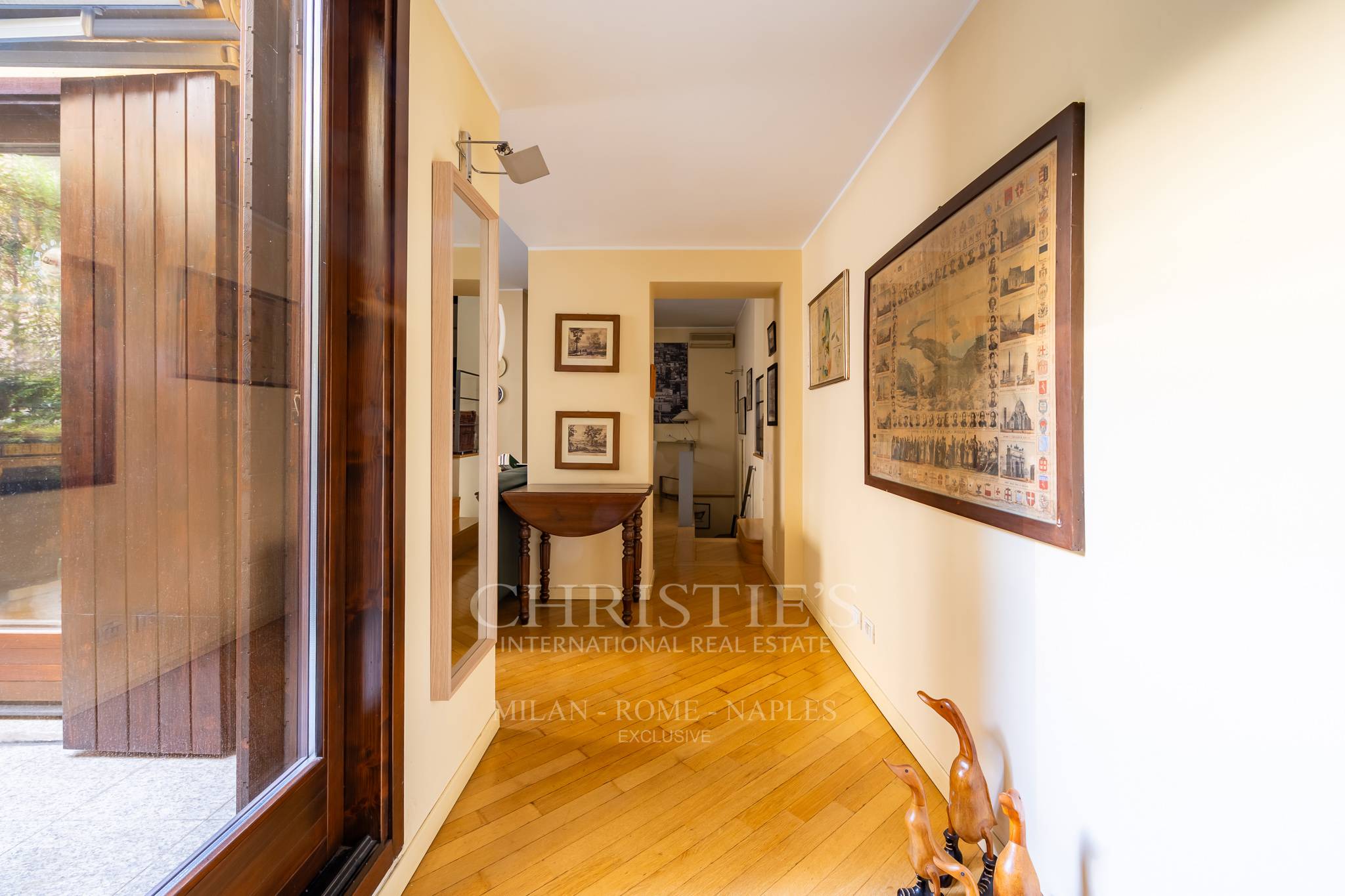 picture of Elegant Furnished Apartment With Terrace And Parking Space