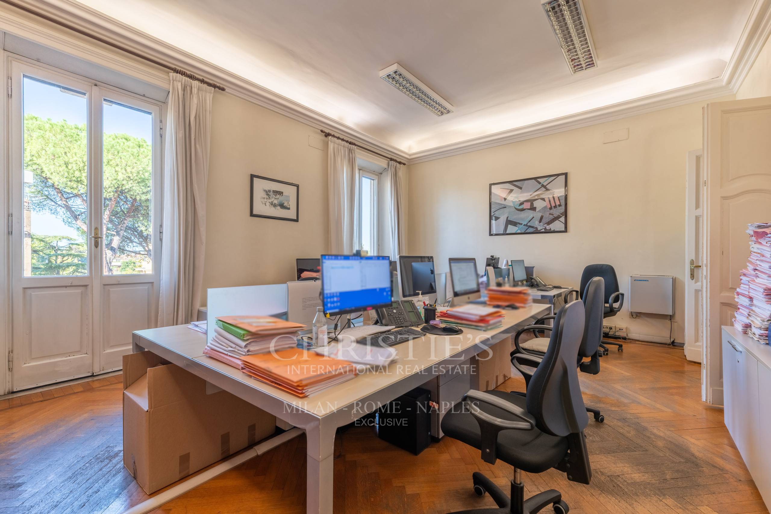 picture of High-end Representative Office On Via Giovanni Paisiello