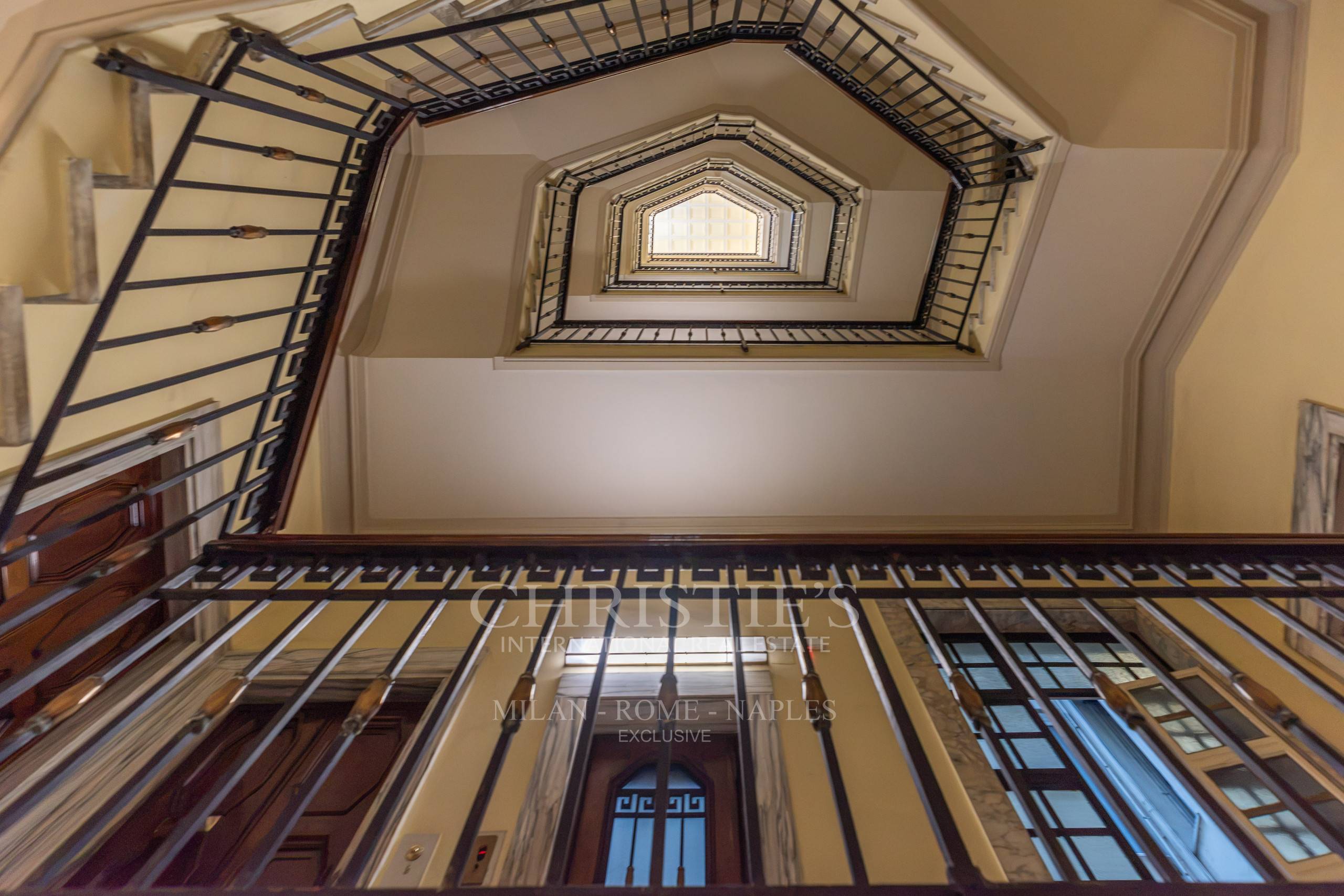 picture of High-end Representative Office On Via Giovanni Paisiello