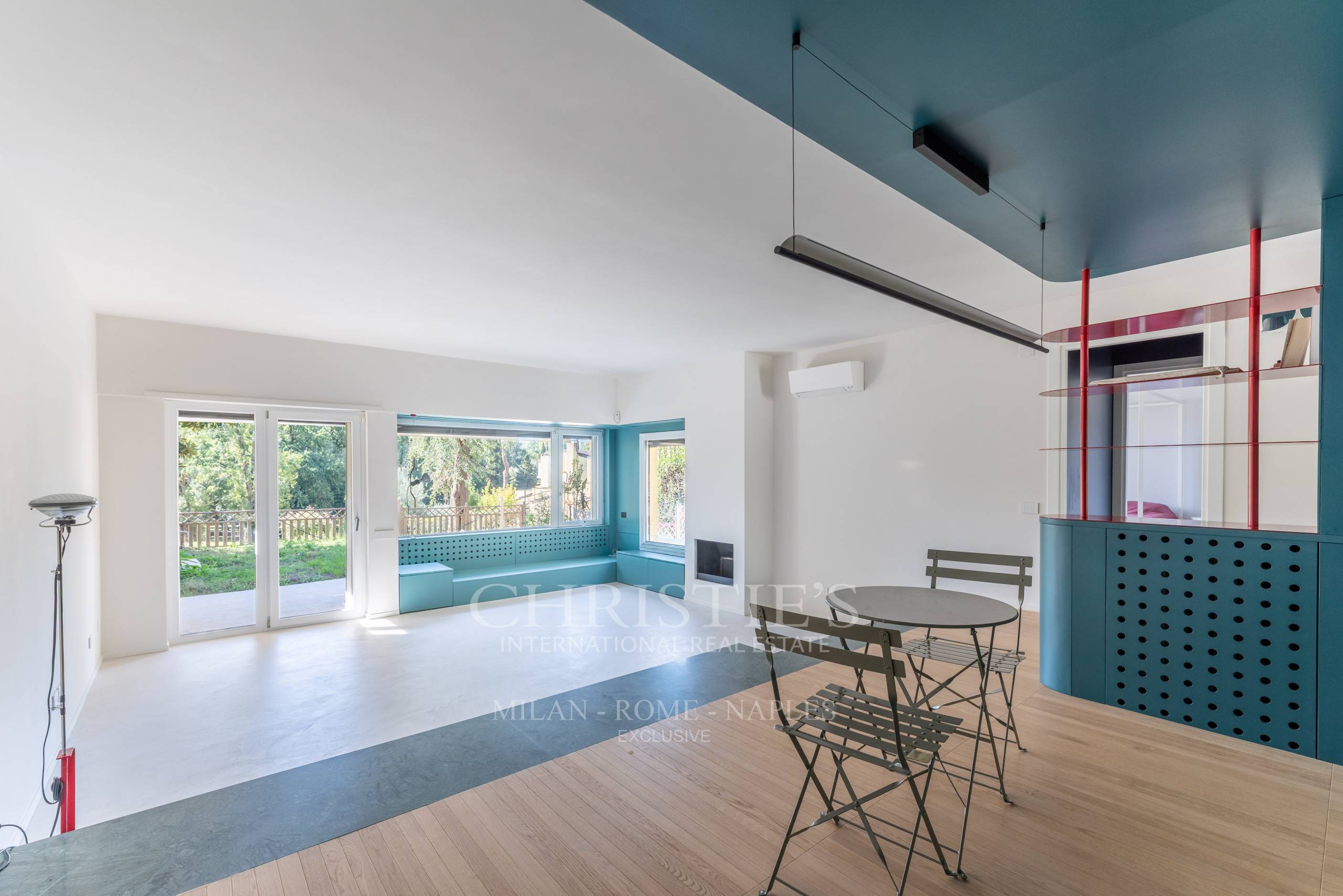 picture of 
Exclusive Villa With Panoramic Views Over The Golf Course