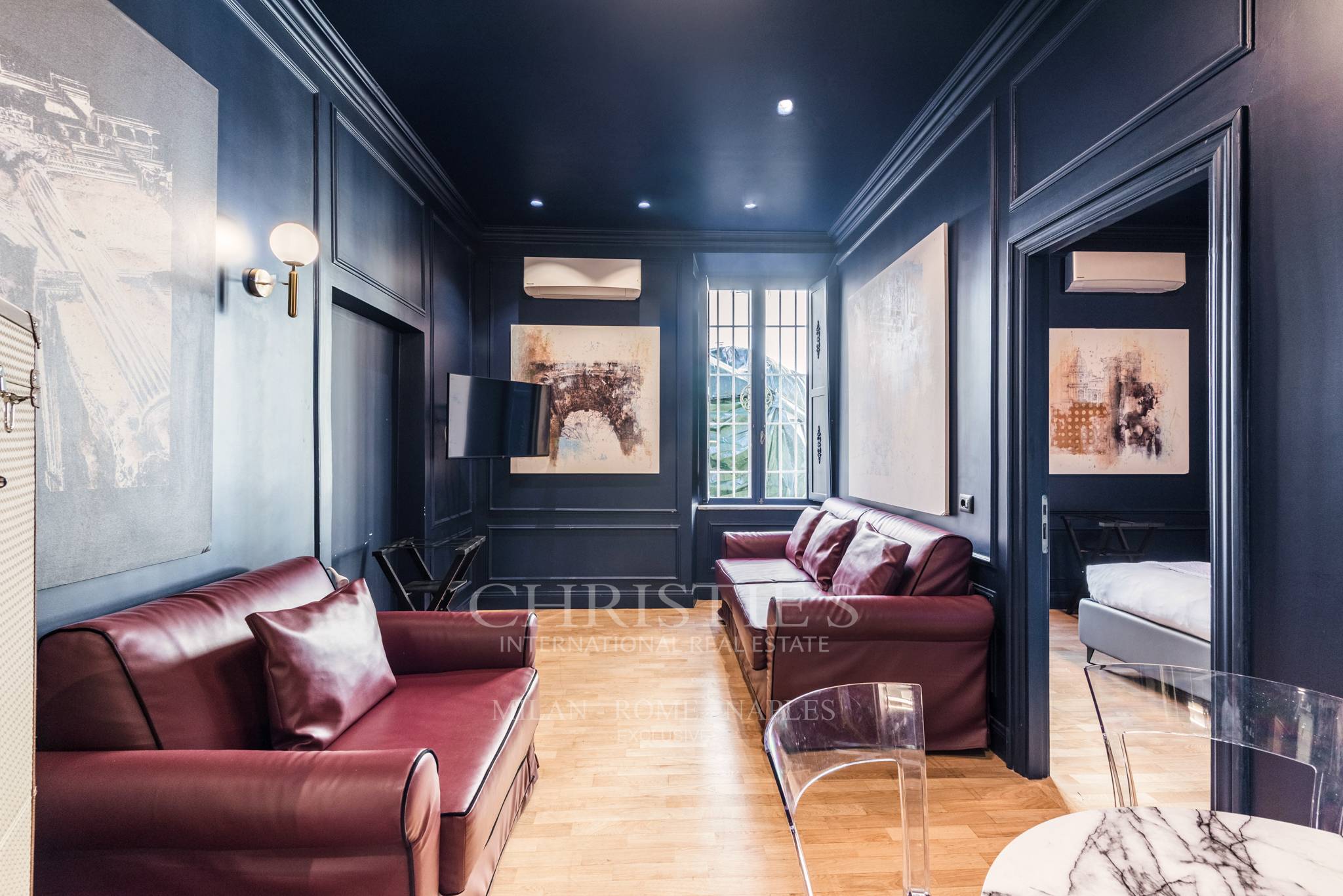 picture of Elegant, Renovated Property On Passeggiata Di Ripetta – Ideal For High-end Hospitality Use