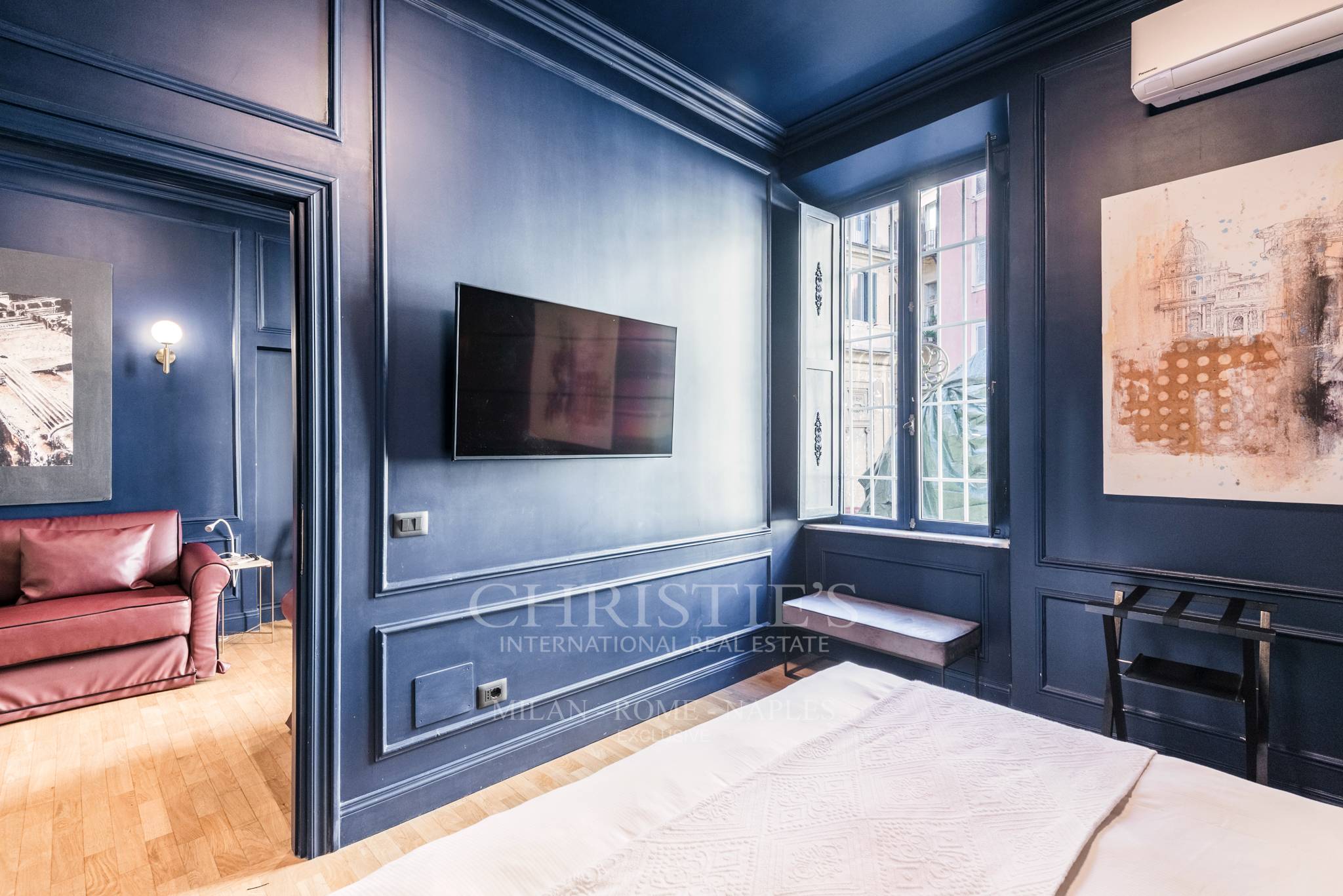 picture of Elegant, Renovated Property On Passeggiata Di Ripetta – Ideal For High-end Hospitality Use