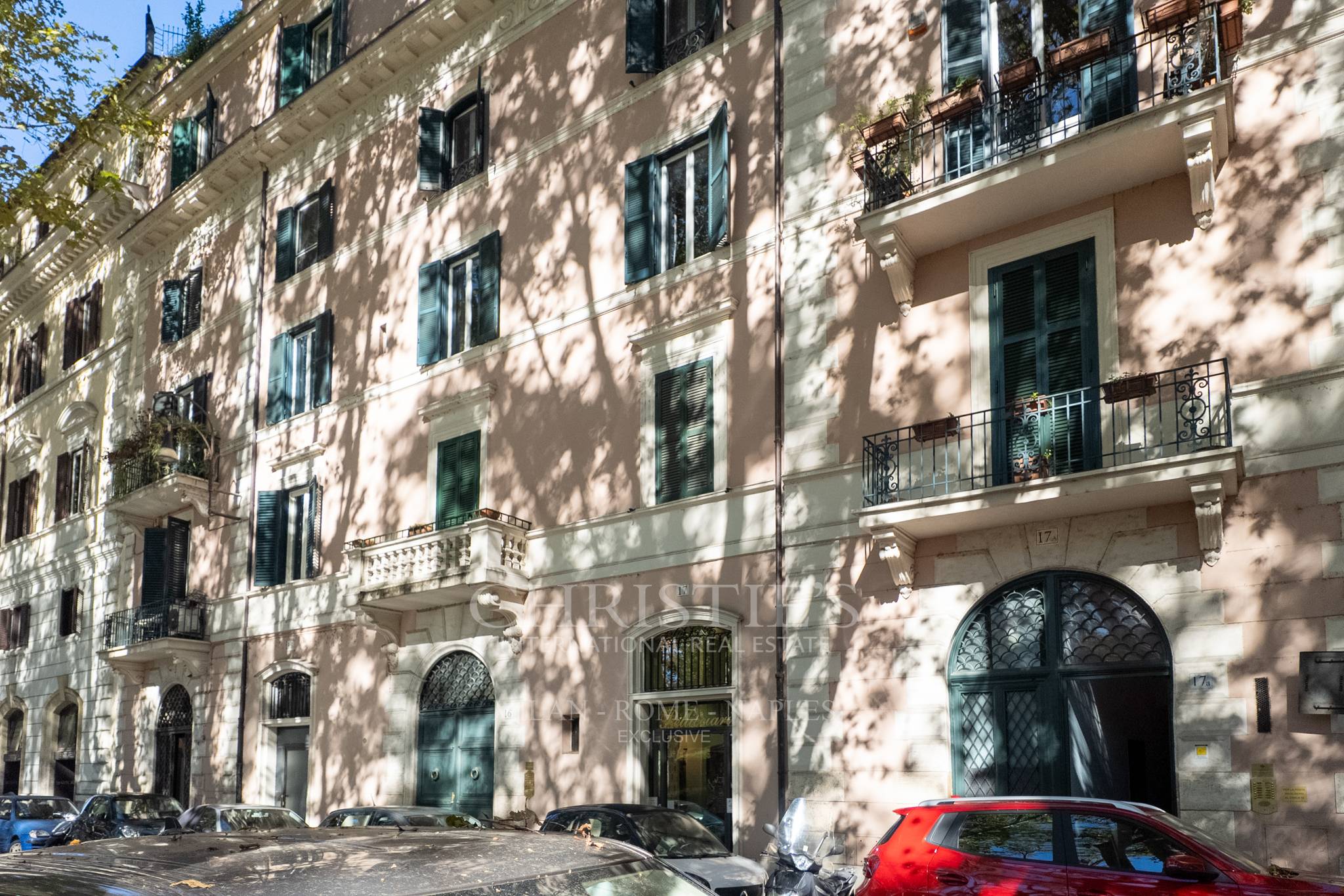 picture of Elegant, Renovated Property On Passeggiata Di Ripetta – Ideal For High-end Hospitality Use