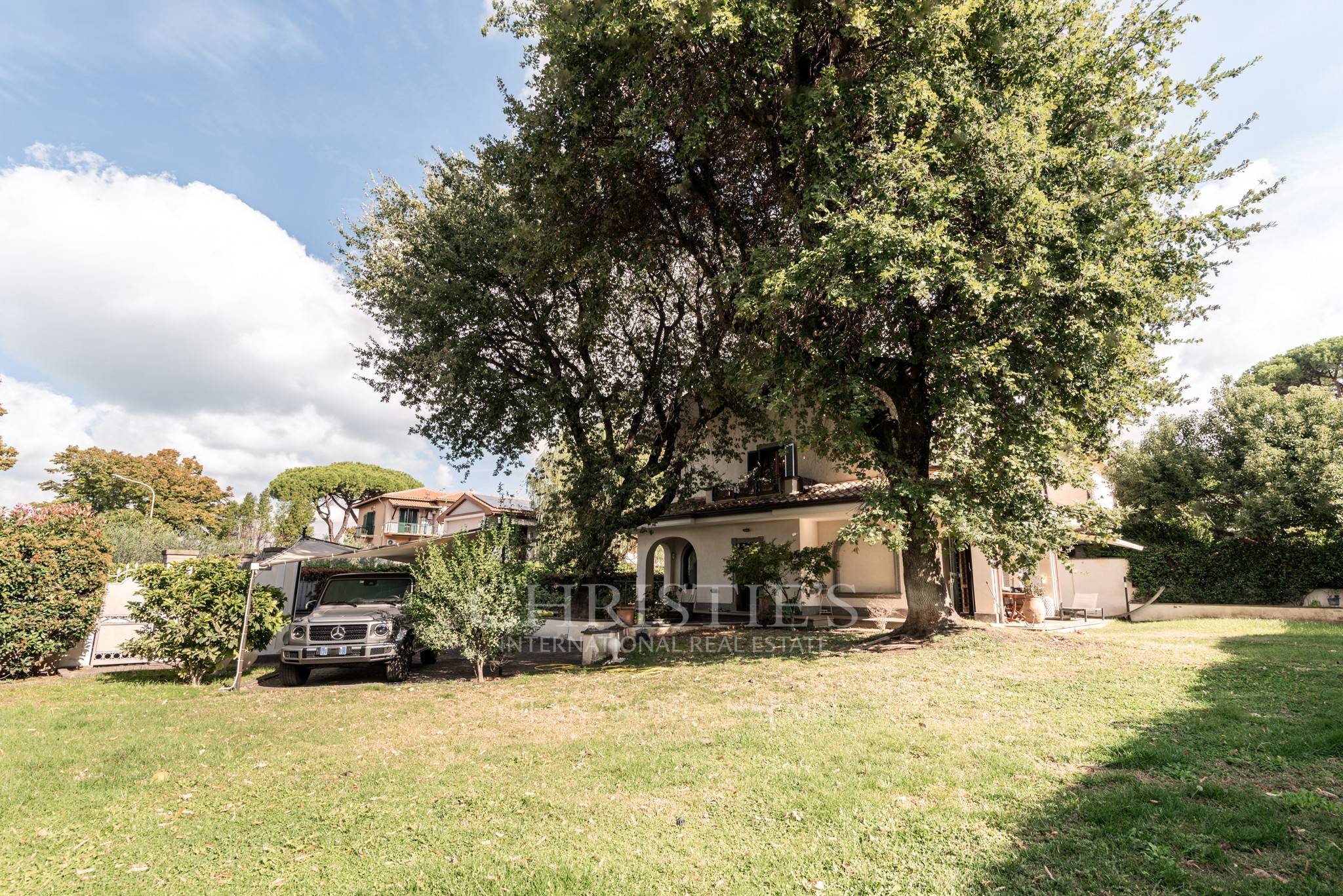 picture of Delightful Villa With A Garden In Grottaferrata (rm)