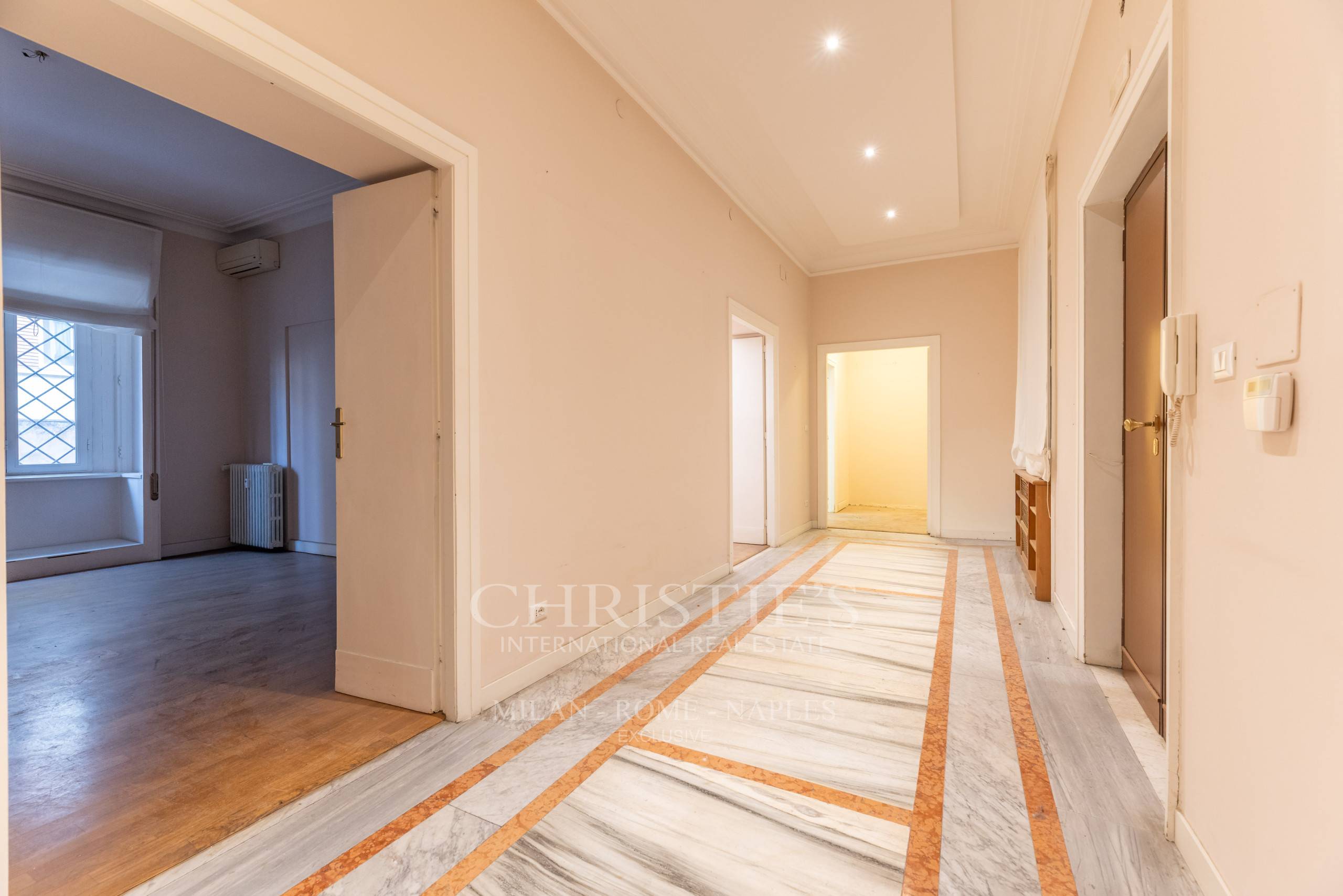picture of Parioli: Spacious Executive Office On Viale Bruno Buozzi