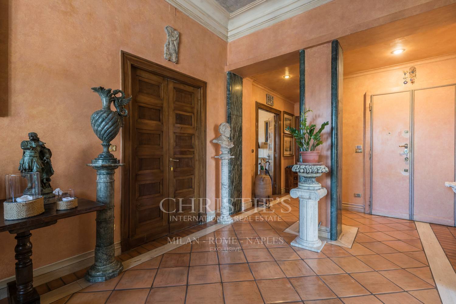 picture of Prestigious Apartament In Via Barnaba Oriani