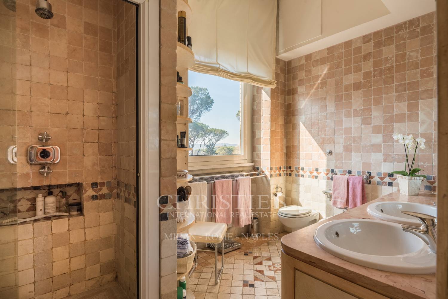 picture of Prestigious Apartament In Via Barnaba Oriani