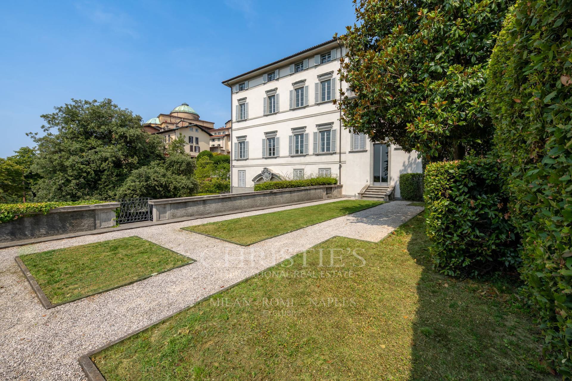 picture of A Timeless Renaissance Icon Near Milan