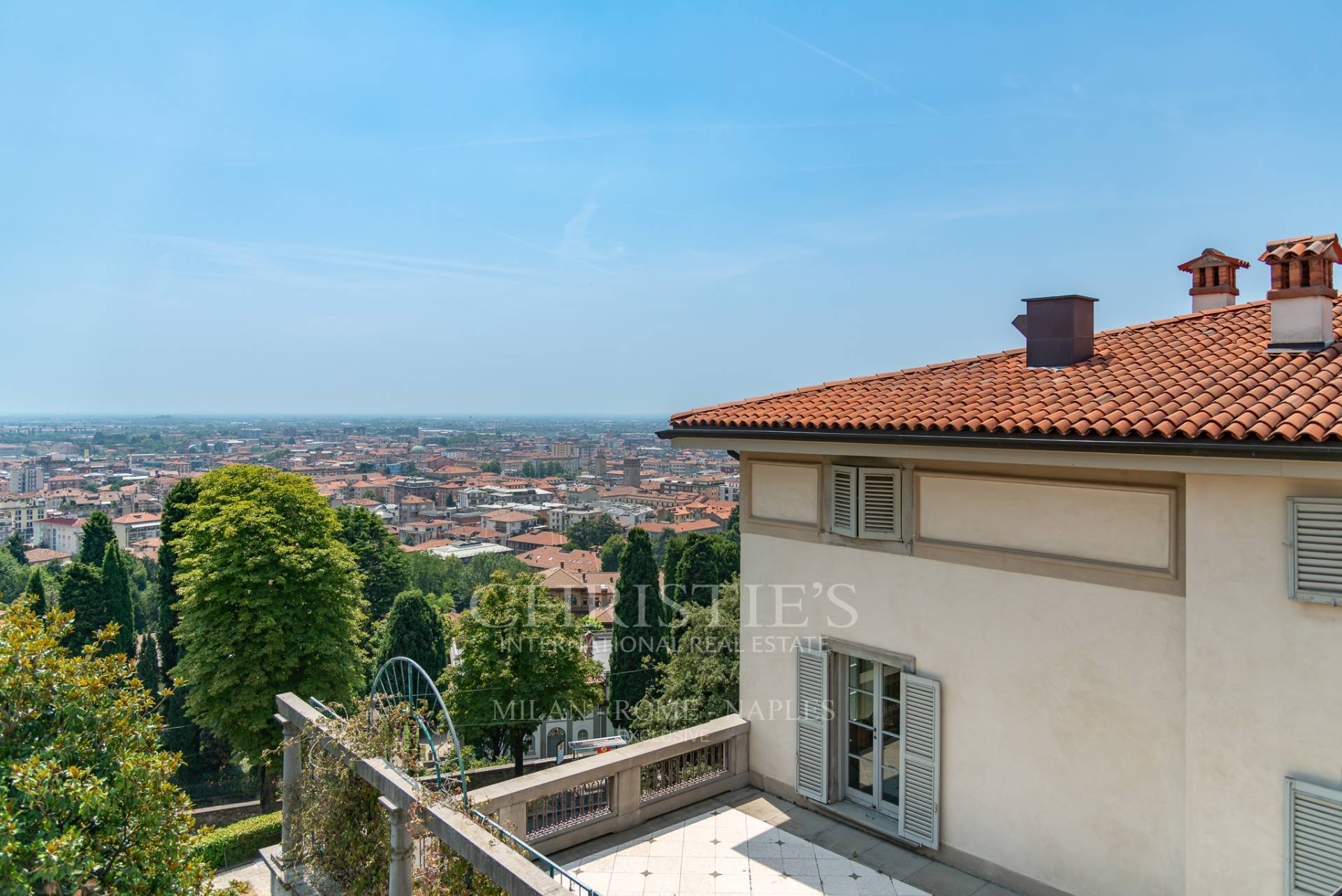 picture of A Timeless Renaissance Icon Near Milan