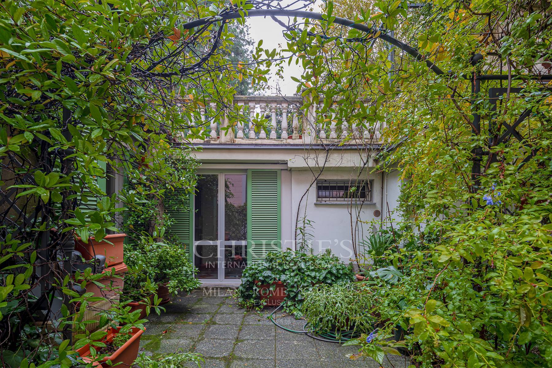 picture of A Historic Stable Reimagined As A Distinctive Residence