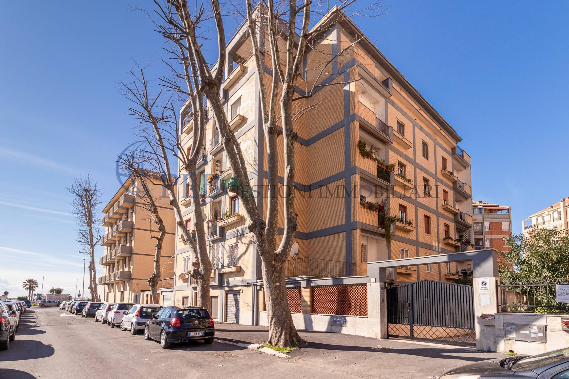 Appartamento in vendita a Ostia, Roma (RM)