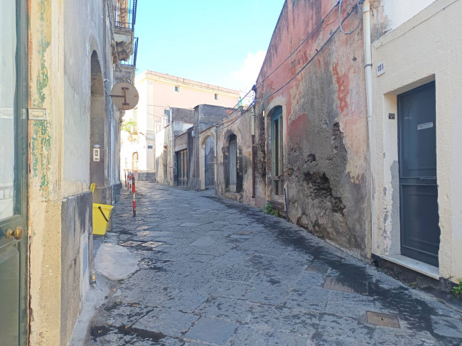 Casa indipendente in vendita a Acireale (CT)