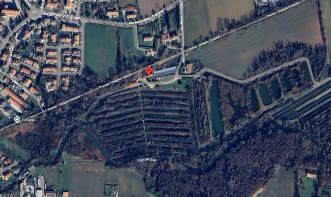 Troticoltura, terreno agricolo con fabbricati annessi a Quinto di Treviso