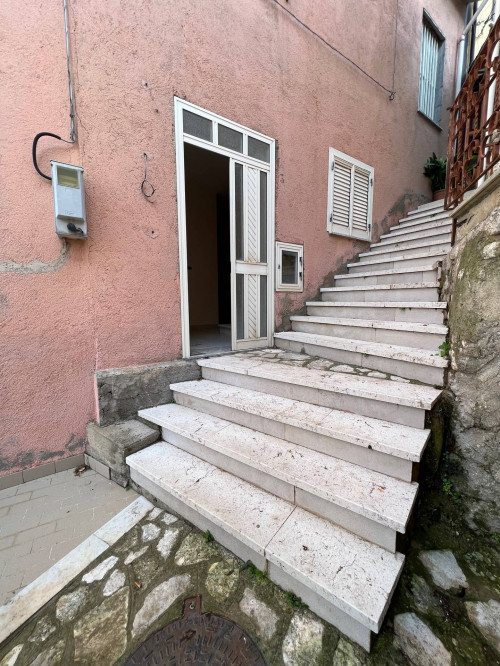 Casa indipendente in vendita a Castelfranci (AV)