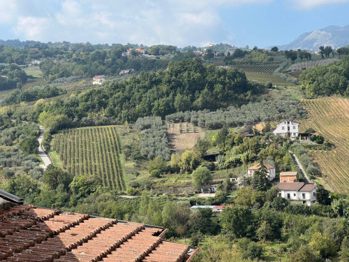 Casa indipendente in vendita a Castelfranci (AV)