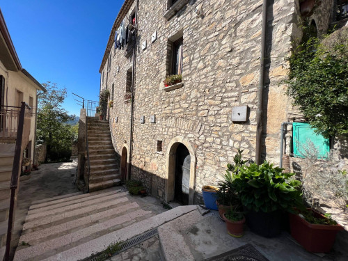 Casa indipendente in vendita a Taurasi (AV)