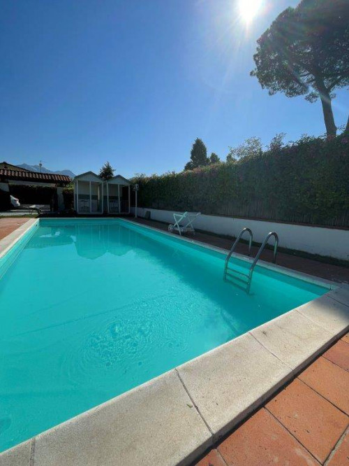 Villa in affitto a Forte Dei Marmi (LU)