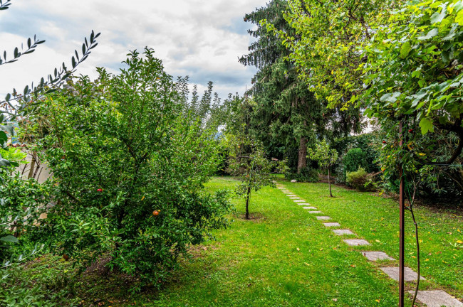 Casa indipendente in vendita a Alzano Lombardo (BG)