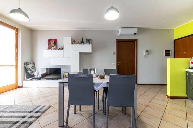 Appartamento a Villa di Serio