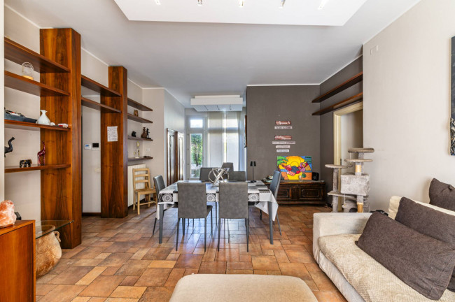 Casa singola a Alzano Lombardo