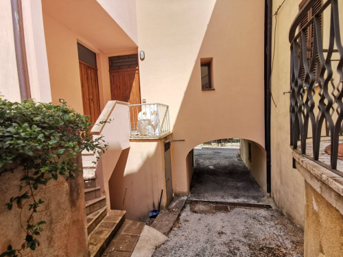 Casa Indipendente in vendita a Sellano