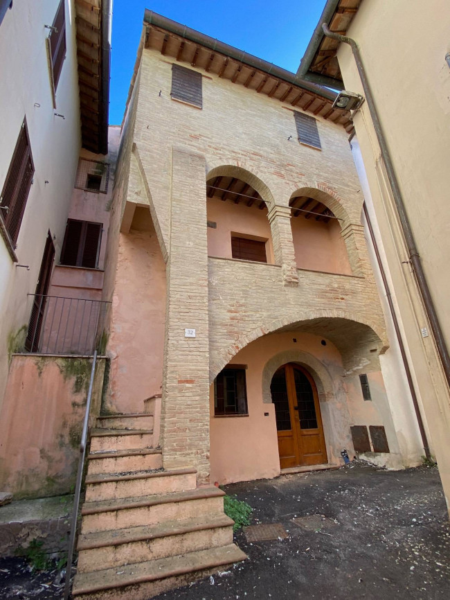 Cielo Terra in vendita a Foligno