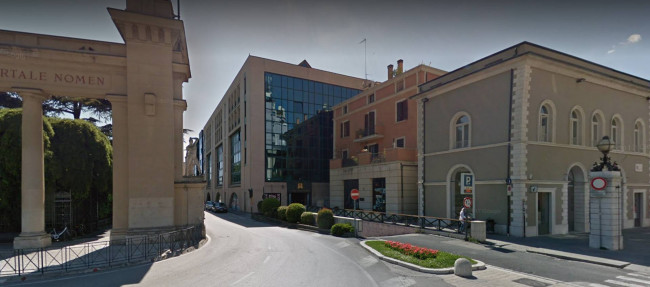 Box o garage in vendita a Foligno