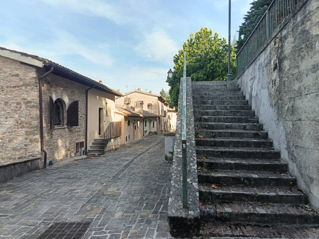 Casa Indipendente in vendita a Nocera Umbra
