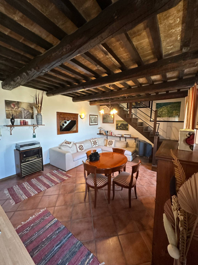 Appartamento in affitto a Trevi