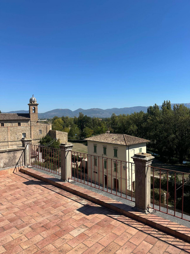 Cielo Terra in vendita a Bevagna
