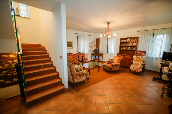 Casa semindipendente