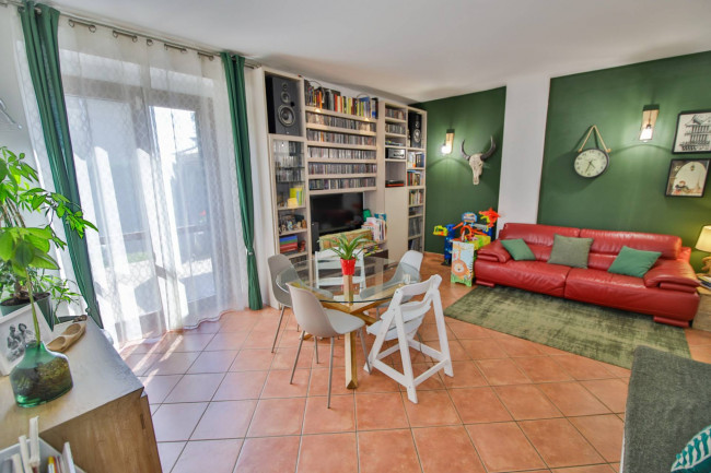 appartamento con giardino