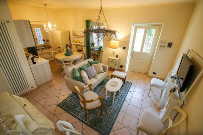 Casa semindipendente