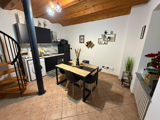 Casa semindipendente